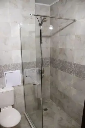 Comfort Tek Büyük veya İki Ayrı Yataklı Oda, Balkon, Bahçe Manzaralı
