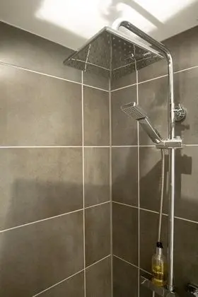 Comfort Tek Büyük Yataklı Oda, 1 En Büyük (King) Boy Yatak, Banyolu/Duşlu