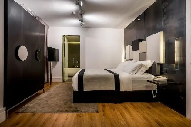 Deluxe Süit, Balkon, Kısmi Deniz Manzaralı