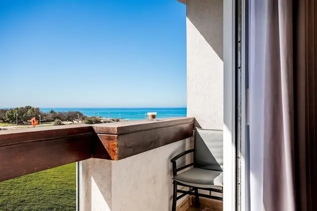 Deluxe Süit, Balkon, Kısmi Deniz Manzaralı