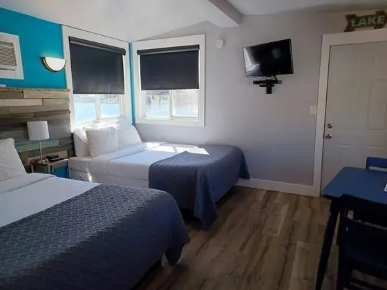 Standard Oda, 2 Büyük (Queen) Boy Yatak, Bağlantılı Odalar, Göl Kenarı