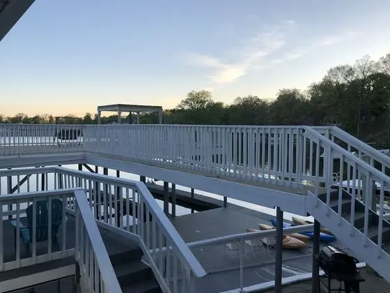 Standard Oda, 2 Büyük (Queen) Boy Yatak, Bağlantılı Odalar, Göl Manzaralı