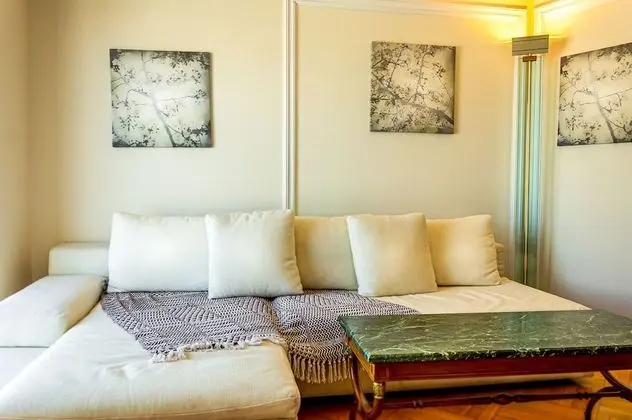 Deluxe Çatı Katı Süiti (Penthouse) (Parthenon)