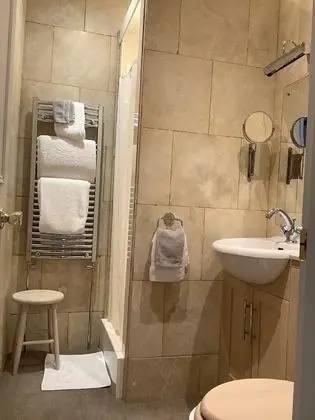 Classic Tek Büyük Yataklı Oda, Banyolu/Duşlu, Bahçe Manzaralı