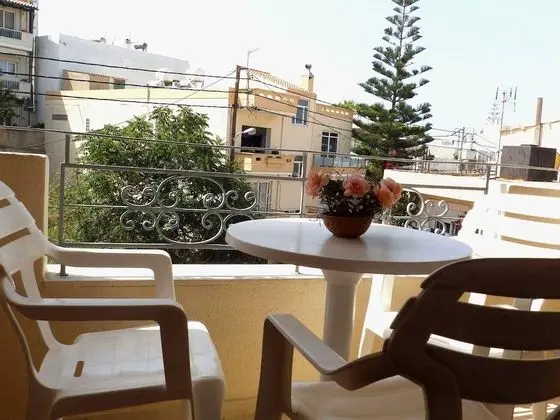 Üç Kişilik Oda
