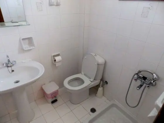 Üç Kişilik Oda