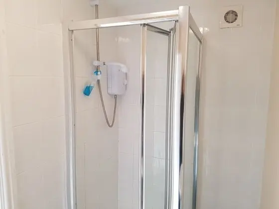 Basic Dört Kişilik Oda, Buzdolabı