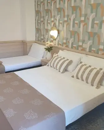 Economy Tek Büyük veya İki Ayrı Yataklı Oda