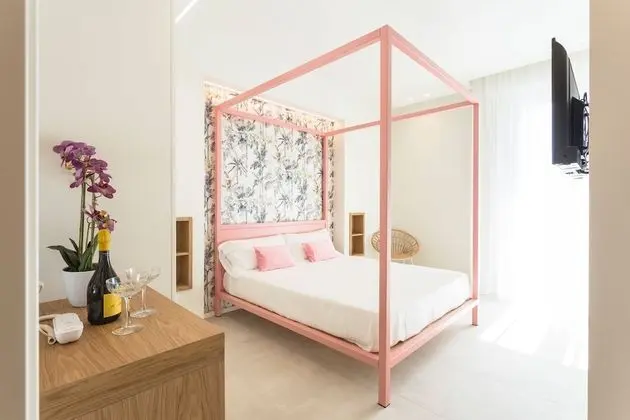 Economy Tek Büyük veya İki Ayrı Yataklı Oda