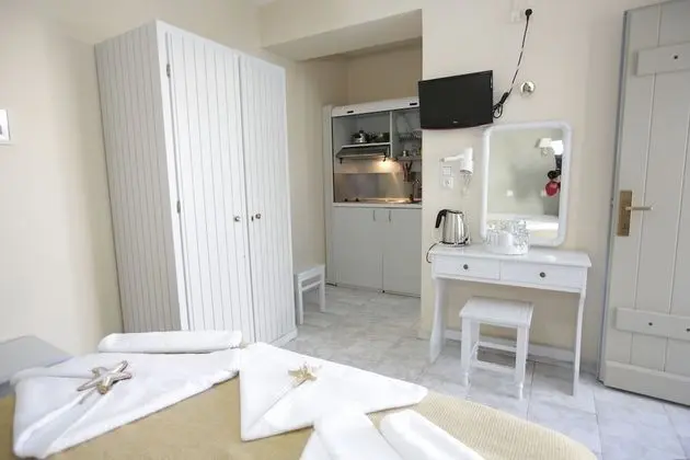 Stüdyo, Kısmi Deniz Manzaralı