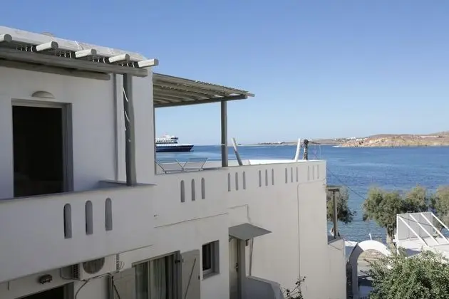 Tek Büyük veya İki Ayrı Yataklı Oda, Deniz Manzaralı