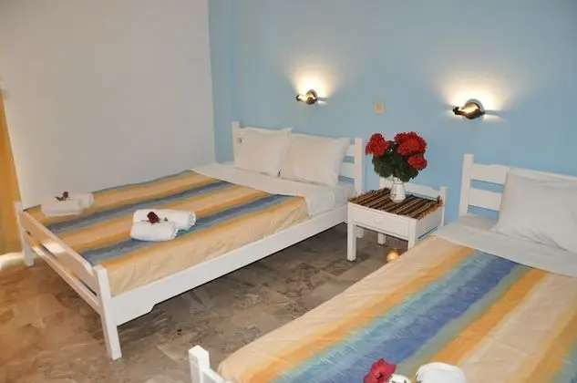 Üç Kişilik Oda