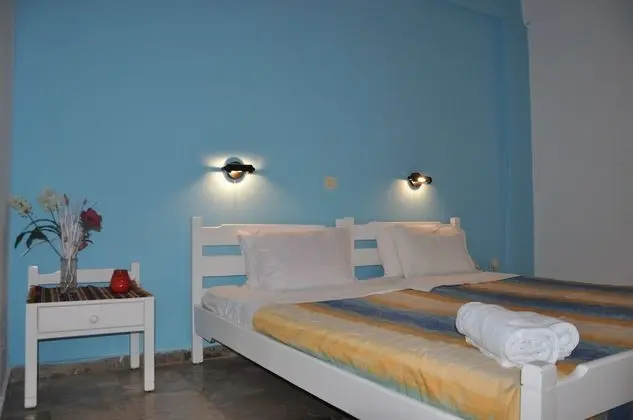 Üç Kişilik Oda