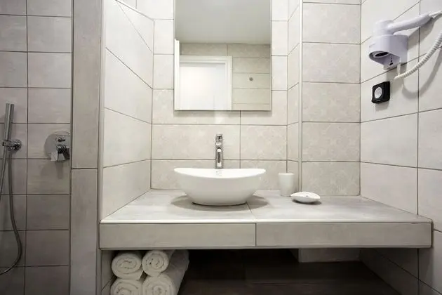 Standard Üç Kişilik Oda