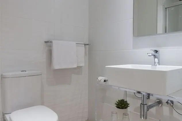 Standard Tek Büyük veya İki Ayrı Yataklı Oda