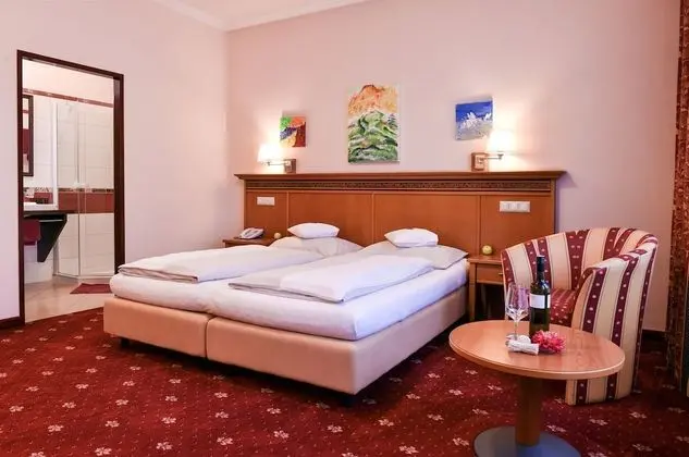 Comfort Tek Büyük Yataklı Oda