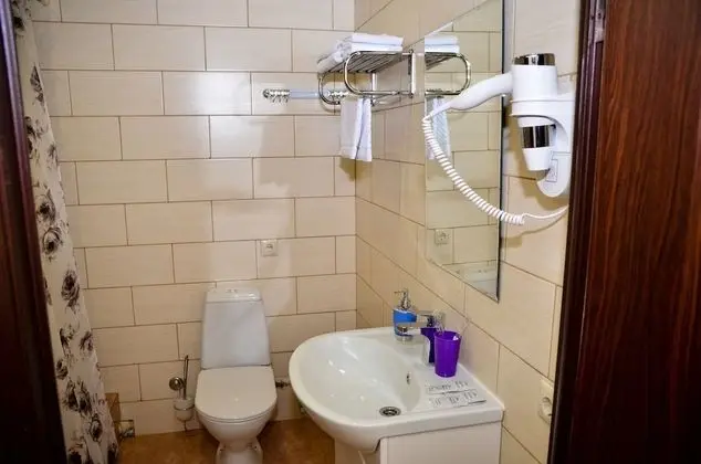 Comfort Tek Büyük Yataklı Oda