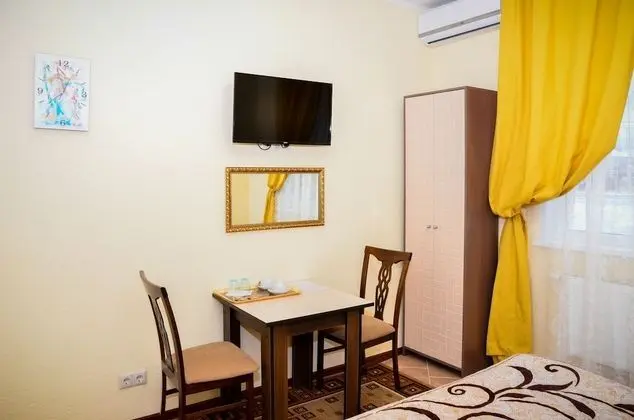 Standard Tek Büyük Yataklı Oda