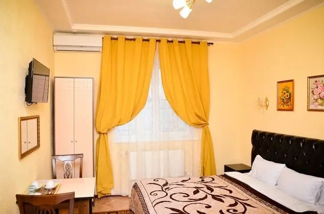 Standard Tek Büyük Yataklı Oda