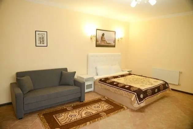 Comfort Tek Büyük veya İki Ayrı Yataklı Oda, Özel Banyo, Avlu Manzaralı