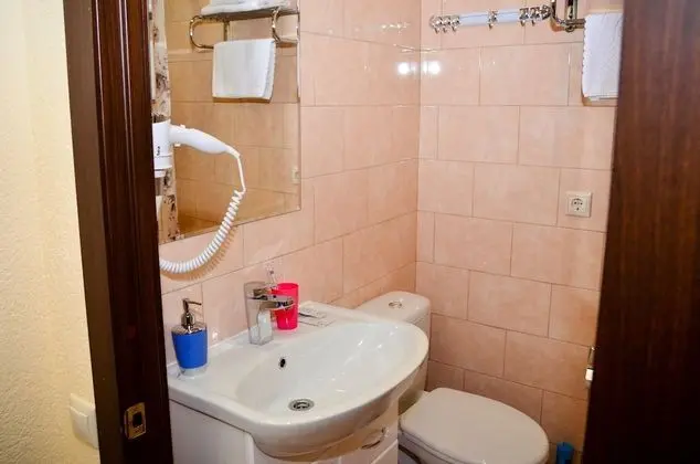 Standard Tek Büyük Yataklı Oda