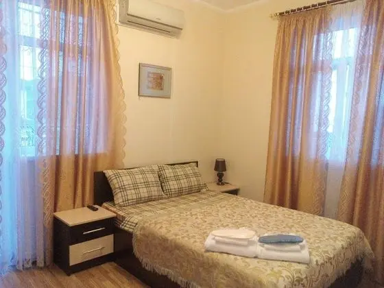 Tek Büyük Yataklı Oda, Balkon