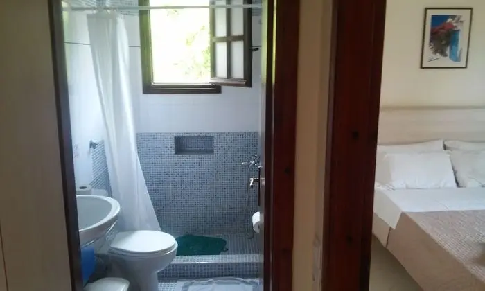 Üç Kişilik Oda
