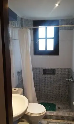 Üç Kişilik Oda