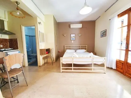 Tek Büyük Yataklı Oda, Balkon