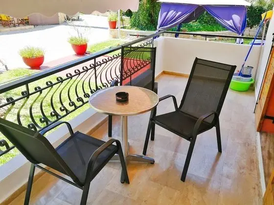 Tek Büyük Yataklı Oda, Balkon