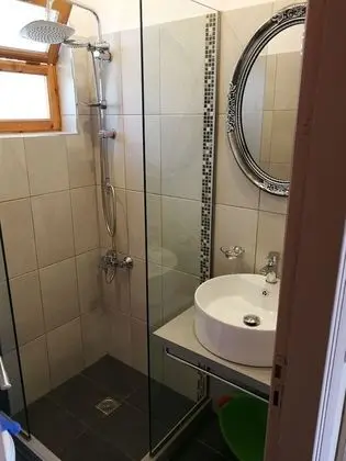 Tek Büyük Yataklı Oda, Balkon