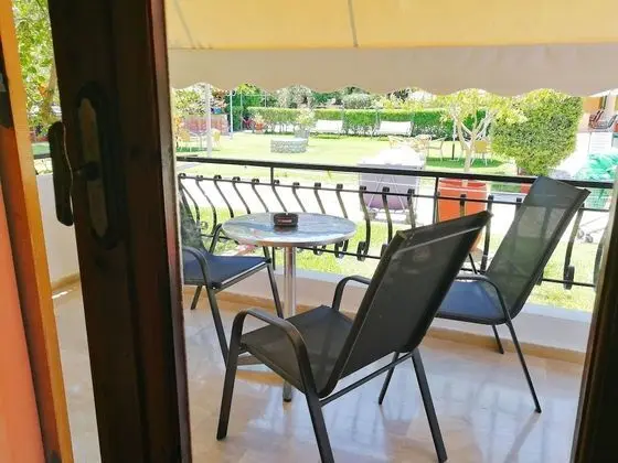 Üç Kişilik Oda, Balkon