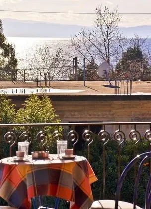 Stüdyo, Kısmi Deniz Manzaralı