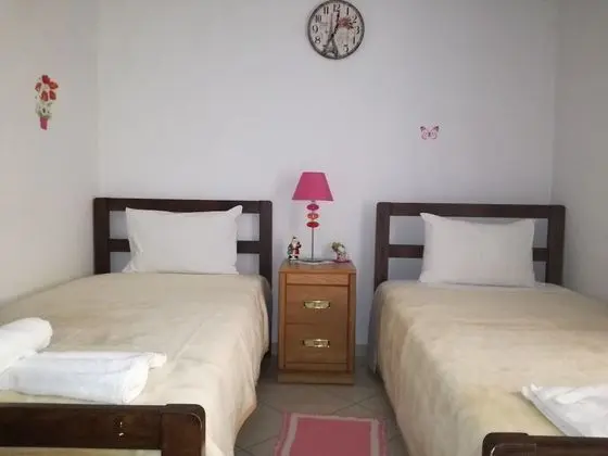Standard Tek Büyük veya İki Ayrı Yataklı Oda, Sigara İçilmez