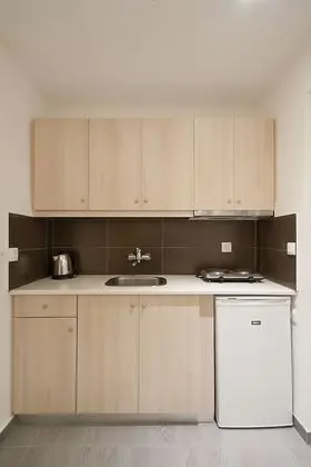 Basic Üç Kişilik Oda