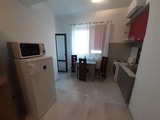 Apart Daire, 1 Büyük (Queen) Boy Yatak ve Çekyat, Sigara İçilmez