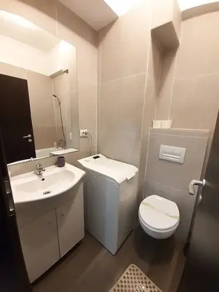 Apart Daire, 1 Büyük (Queen) Boy Yatak ve Çekyat, Sigara İçilmez