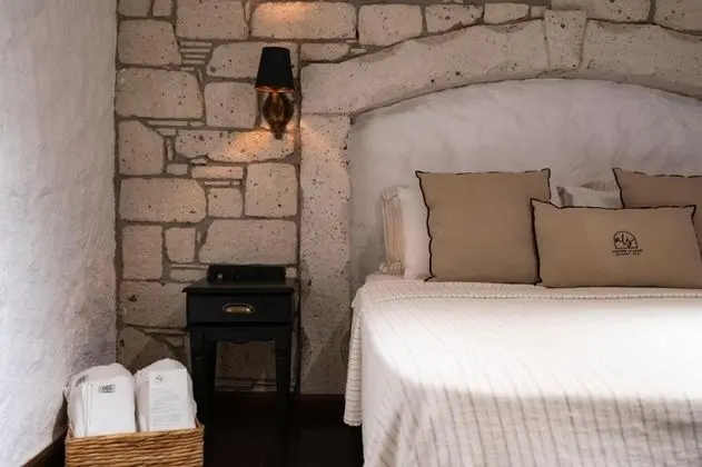 Deluxe Oda Üst Kat, Kara veya Havuz Manzaralı, Balkonlu