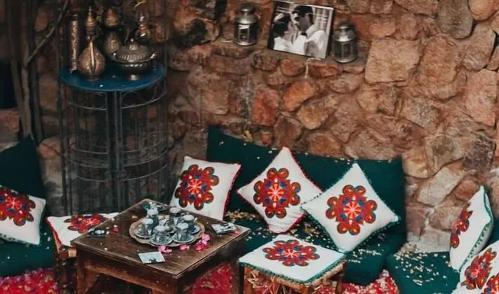 Süit, Avlu Manzaralı