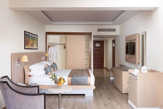 Deluxe Üç Kişilik Oda