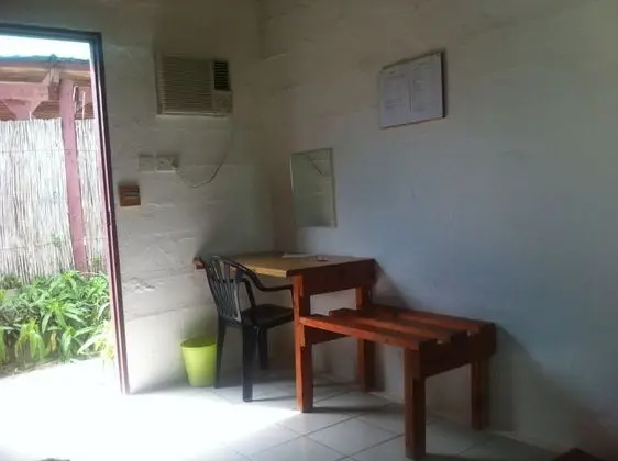 Economy Tek Kişilik Oda, Ortak Banyo (No linen provided)