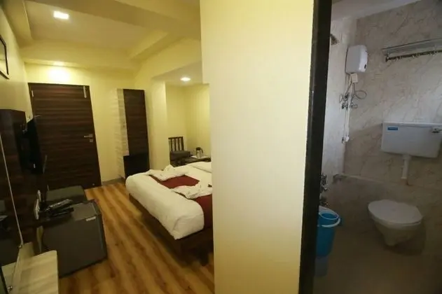 Deluxe Tek Büyük Yataklı Oda, 1 Çift Kişilik Yatak, Sigara İçilmez