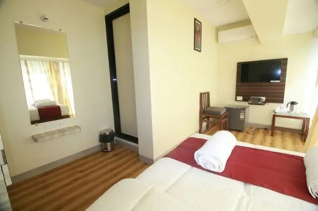 Deluxe Tek Büyük Yataklı Oda, 1 Çift Kişilik Yatak, Sigara İçilmez
