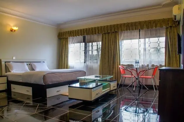 Deluxe Tek Büyük Yataklı Oda
