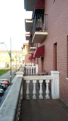 Büyük Yataklı Tek Kişilik Oda