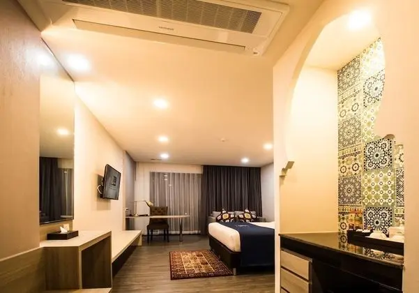 Deluxe Tek Büyük Yataklı Oda
