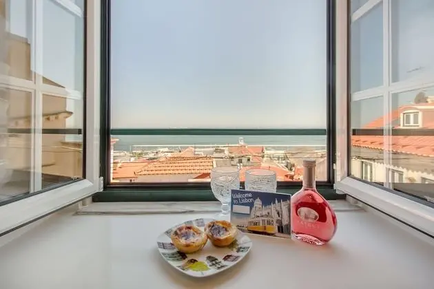 Apart Daire, 2 Yatak Odası, Nehir Manzaralı