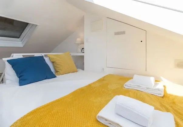 Çatı Katı (Loft), Nehir Manzaralı