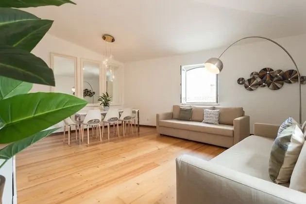 Apart Daire, 2 Yatak Odası, Nehir Manzaralı