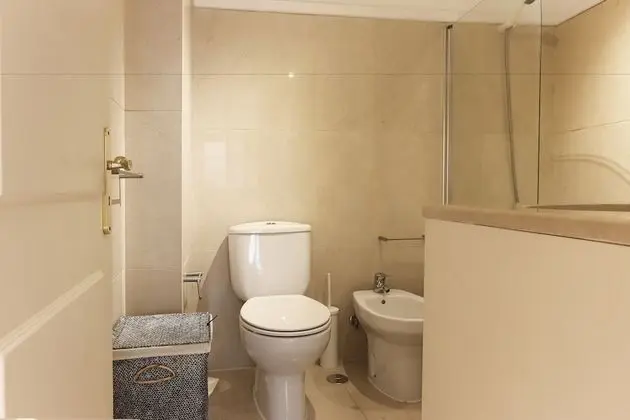 Apart Daire, 2 Yatak Odası, 2 Banyolu